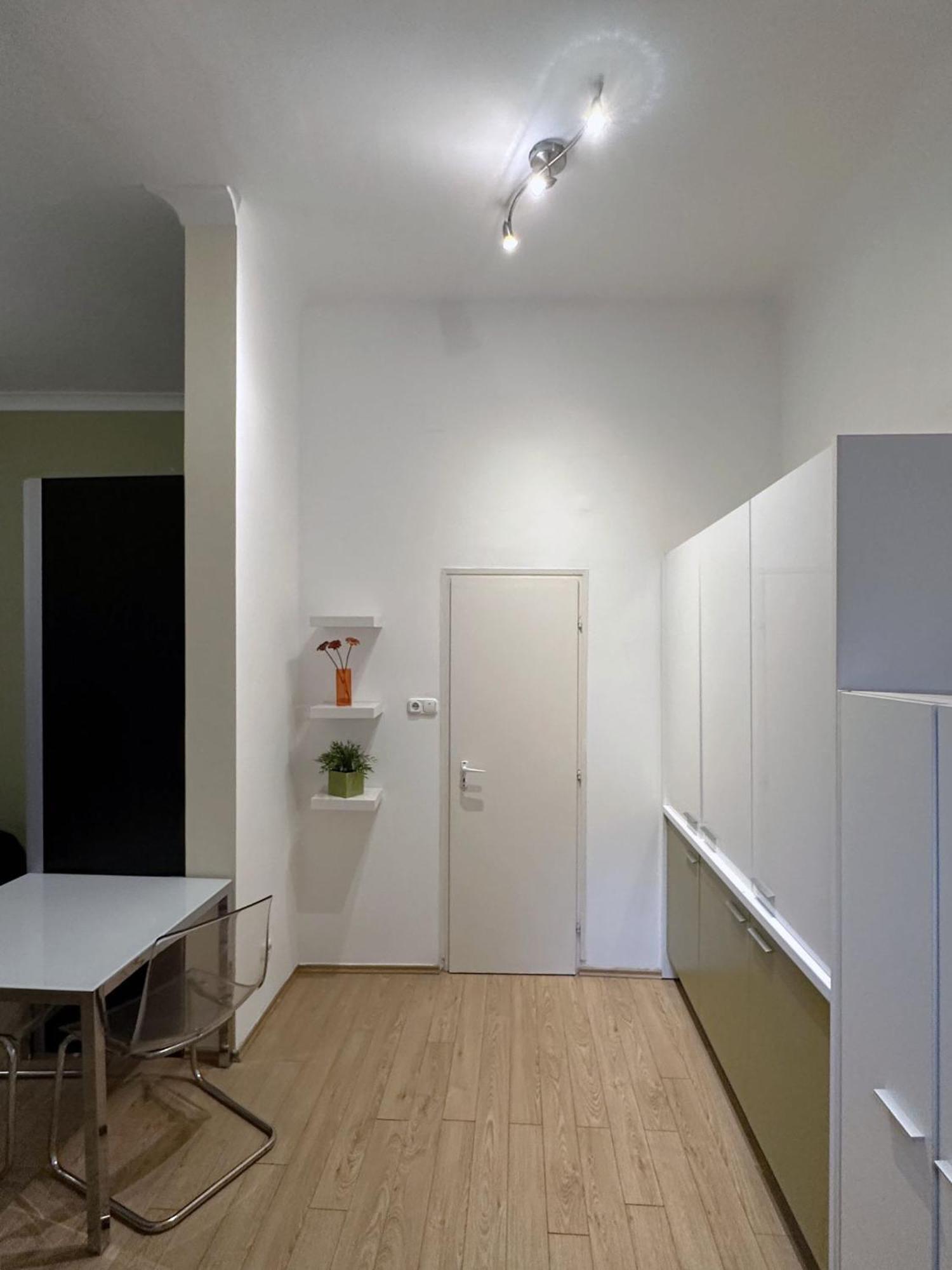 Brhomes Amethyst Retreat Apartment Budapest